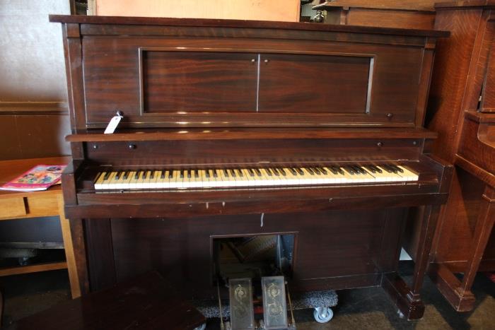 G54 #4 Autopiano 1922 Upright Player Piano *Player not working/dead keys/finish rough* 3159814 Condition of 7