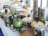 STAINLESS COOKWARE AND STORAGE