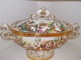 CAPODIMONTE TUREEN
