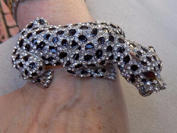 Awesome rhinestone leopard bracelet...rrrrr!