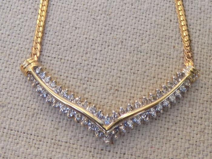 Diamond/14kt gold pendant