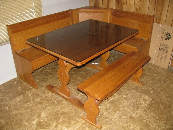 Corner Table with Glass top Storage under the seats
