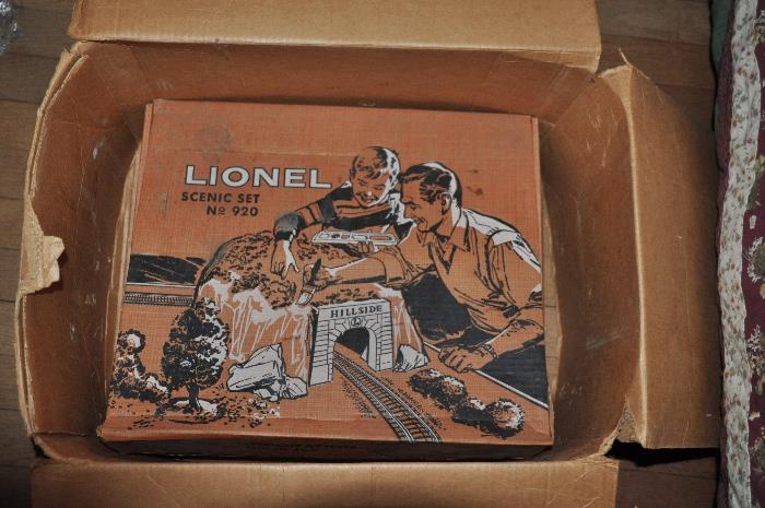 Lionel Scenic Set No 920 in Original Box 