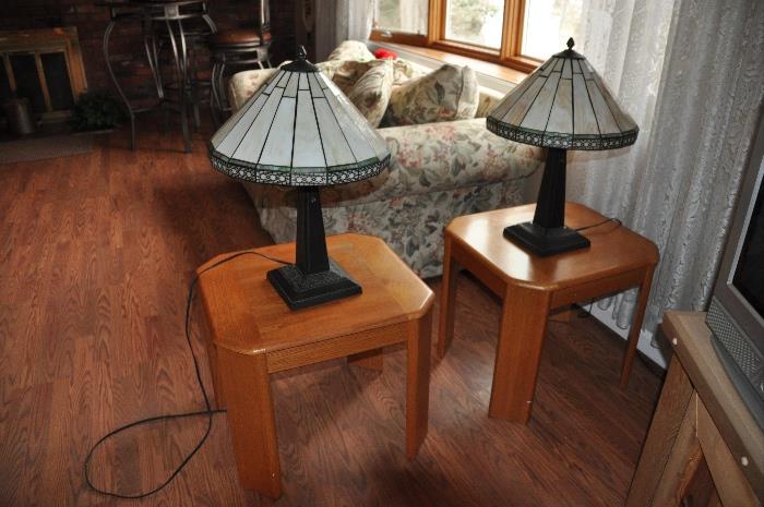 Mission style Maple Coffee Table and Pair of End Tables, Pair Tiffany-type lamps