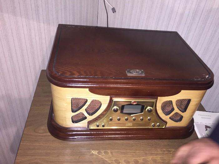 RECORD PLAYER ( REPRODUCTION)