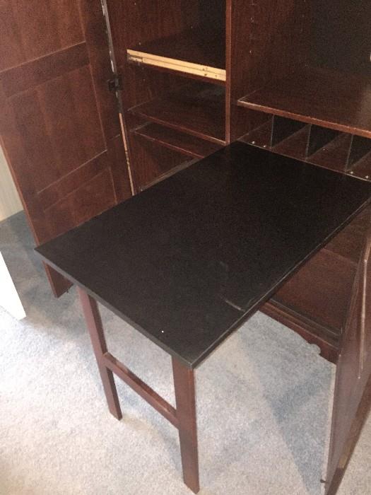 DARK WOOD CABINET WITH PULL OUT TABLE