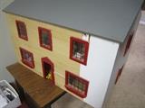 DOLL HOUSE