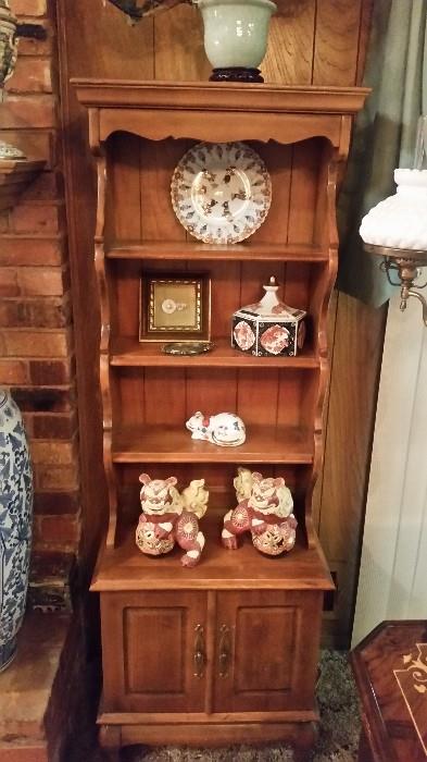 Super cool Early American Style small shelf/Cabinet