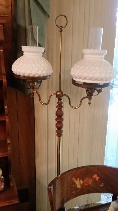 Nice Hobnail floor lamp