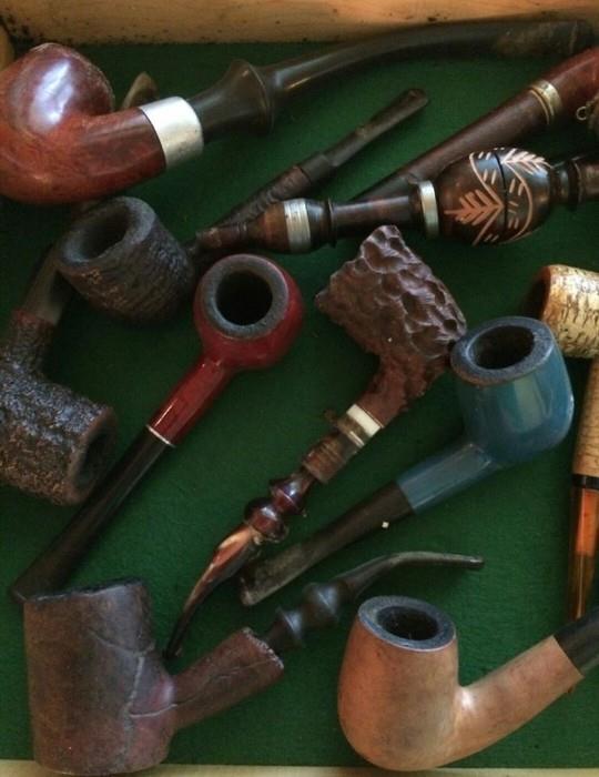 Several Antique/ Vintage Pipes