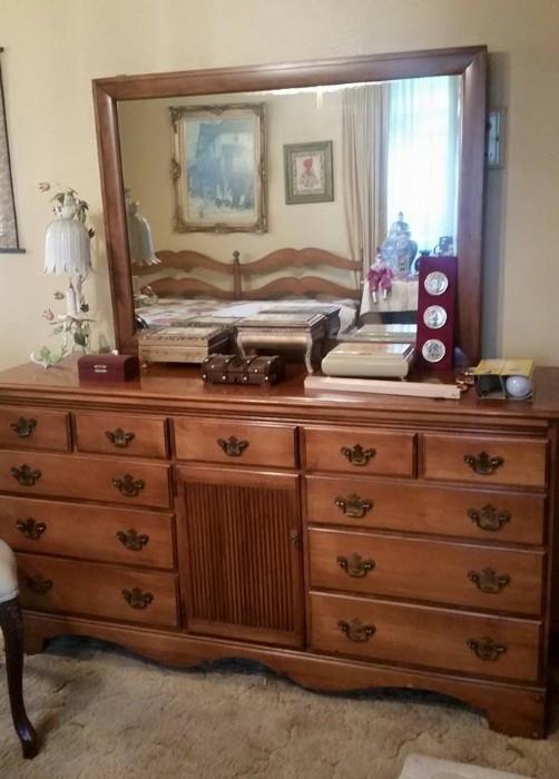 Nice 9 drawer Dresser with Mirror