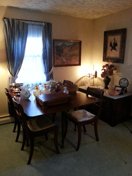 Mahogany dining room table & chairs