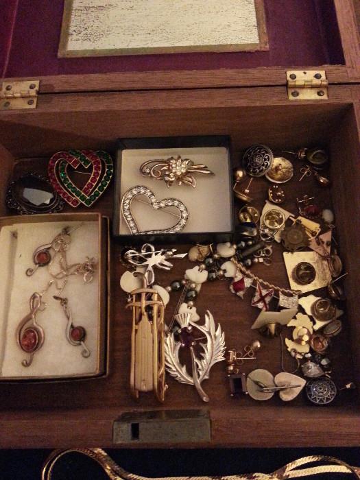 Various costume jewelry & pins