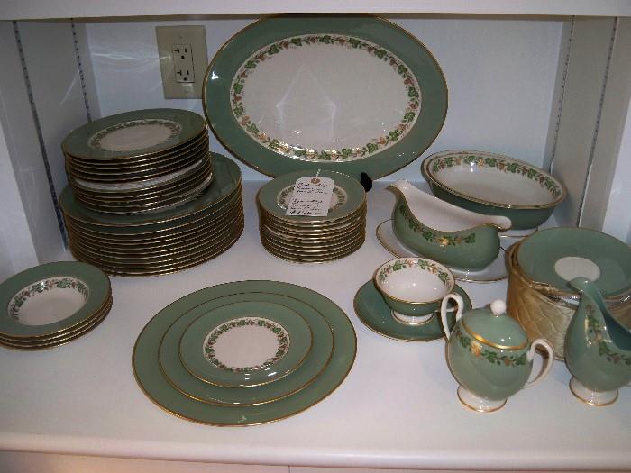 12 place settings of Franciscan Concord Pattern China $195