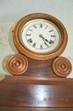 Mahogany case mantel clock (USA) 15"
