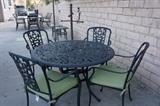 Smith & Hawkin patio set
