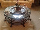 Iron/glass round Cocktail table with blue porcelin bowl