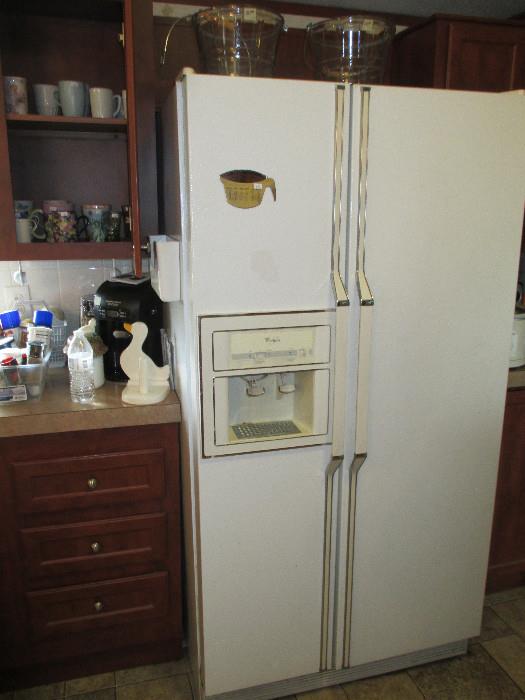Side By Side Refrigerator, Great Condition