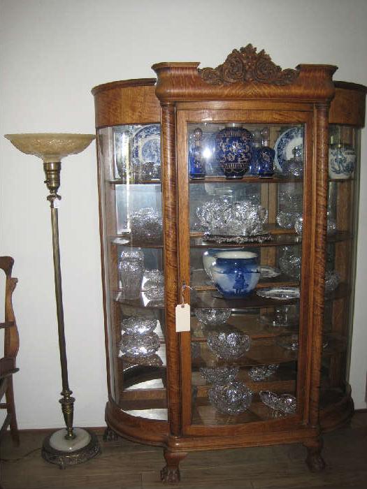 Early American circa 1890 large Tiger Oak curved antique curio cabinet
