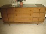 MID CENTURY DRESSER ( MIRROR IN NEXT PIC)