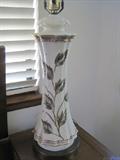 VINTAGE CERAMIC LAMP