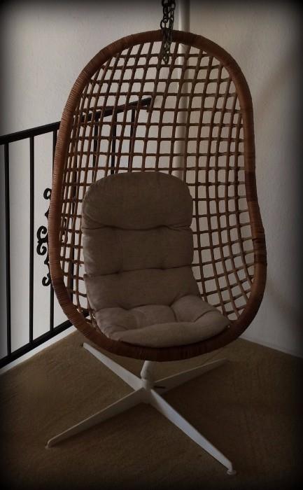 Vintage hanging chair!