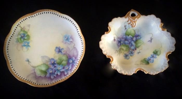 Beautiful patterned porcelain serving or decor items !