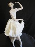Lladro Weary Ballerina 5275 1985-96, Vicente Martinez