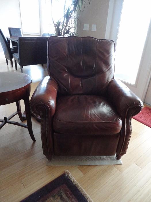 Individual Leather Chair 