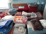 Linens and Towel Sets 