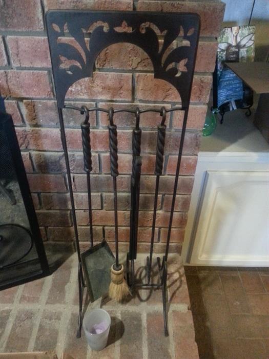 Fireplace tool set