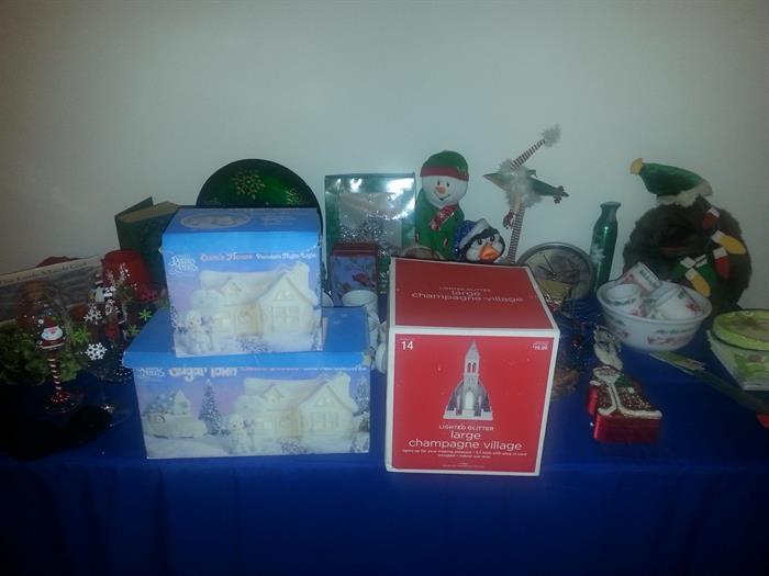 Enesco "Sam's House" Sugartown Set and other Christmas decorations