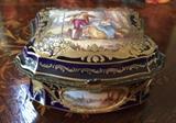 exquisite cobalt porcelain box