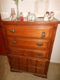 Matching chest of drawers