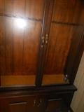 Gun cabinet