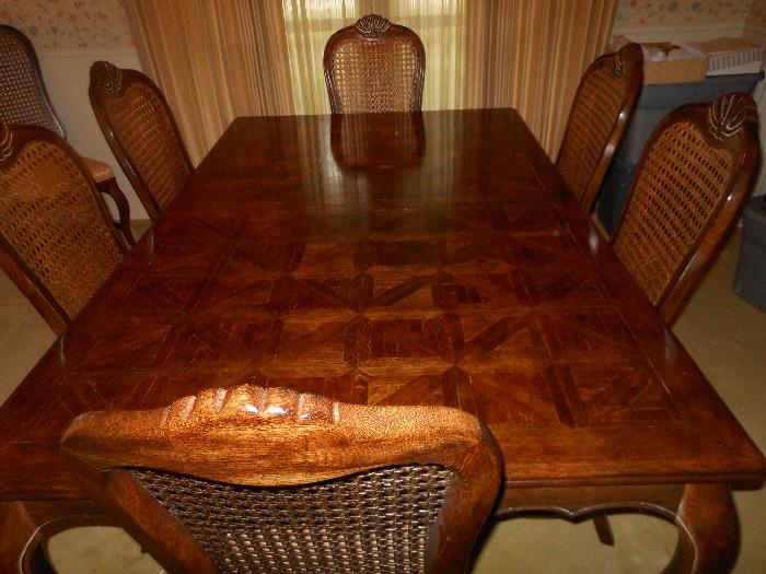 Hickory Mfg Co. draw leaf Dining table & 10 chairs