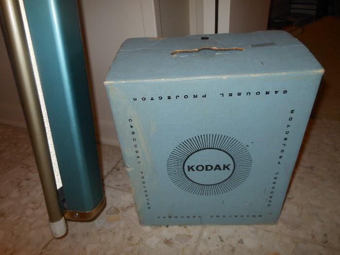Kodak carousel projector & screen