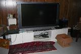 FLAT SCREEN TV
