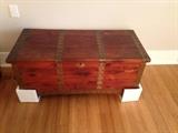 Vintage cedar hope chest 