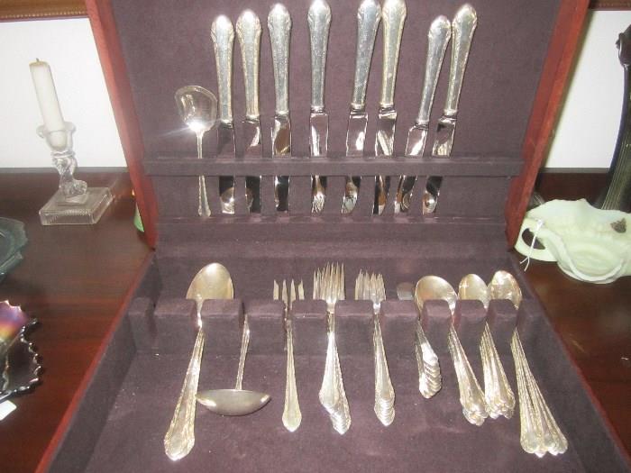 1933 ALVIN STERLING SILVER FLATWARE SERVICE FOR EIGHT 64PCS. PATTERN "CHASED ROMANTIQUE"