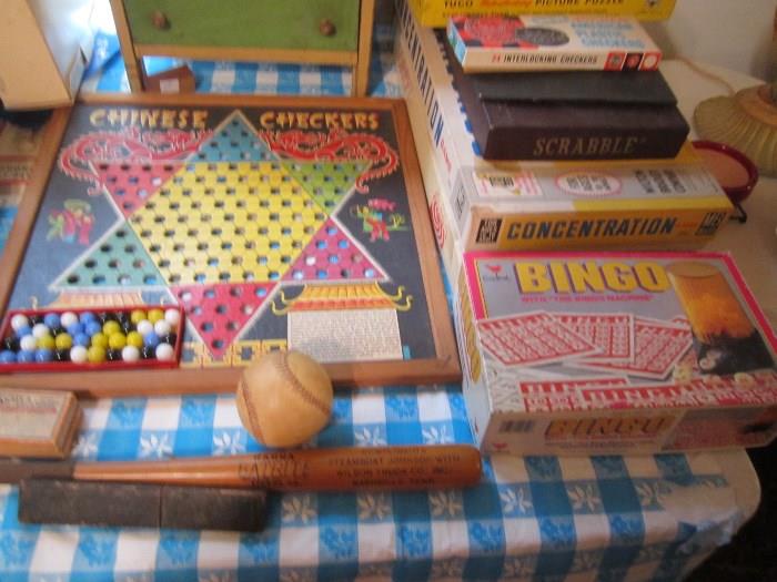 vintage games and puzzles