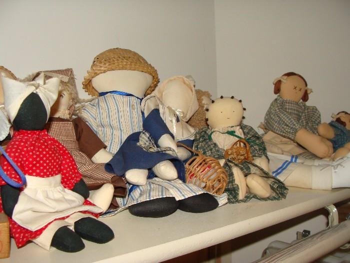 a number of Vintage cloth dolls