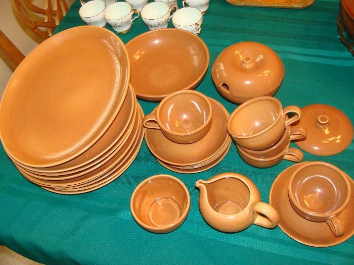 Iroquois Casual China a number of matching pieces by Russel Wright 