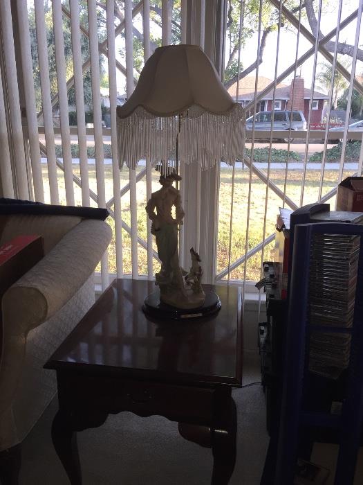 Figurine Table Lamp