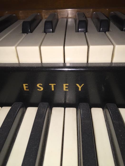 Estey Organ