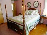 Queen Size 4 Poster Bed
