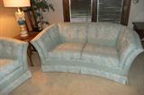 Nice Love-Seat