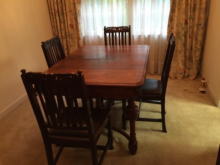 Antique table from Ireland with 4 chairs
