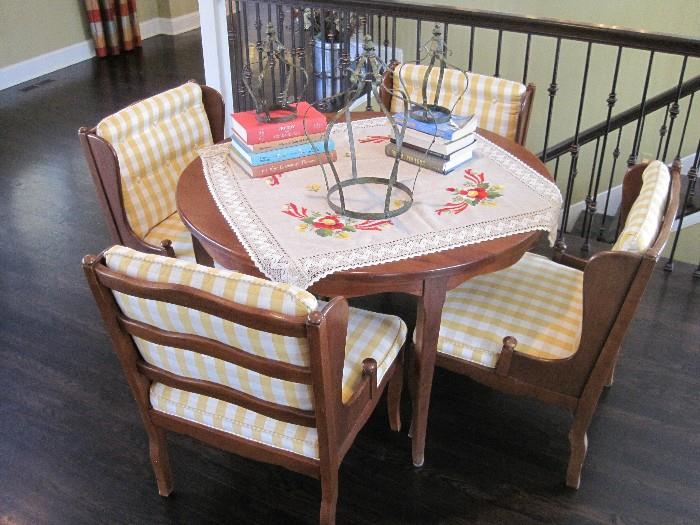 Petite table and chairs.