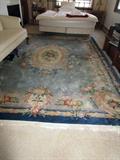 BEAUTIFUL ORITENTAL RUG